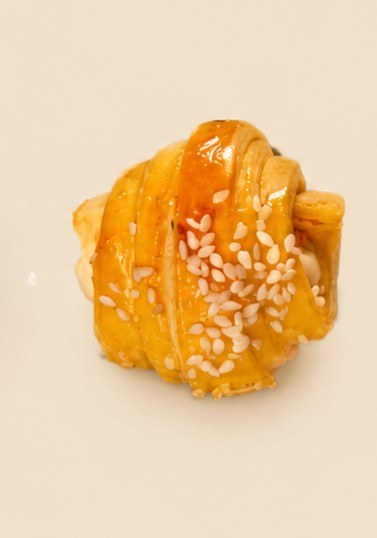 Mini croissant · Peru & cream cheese